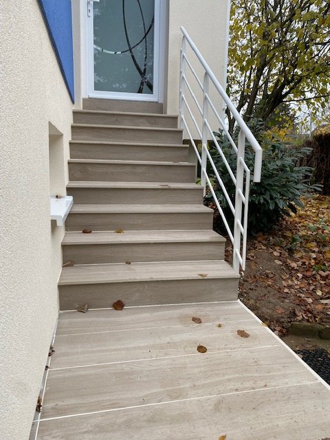 Garde-corps à barreaudage